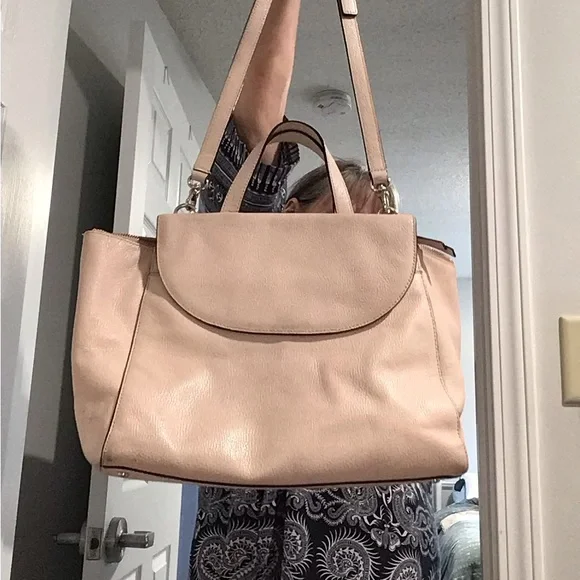 Kate Spade Pink Laptop Bag - Picture 2 of 5